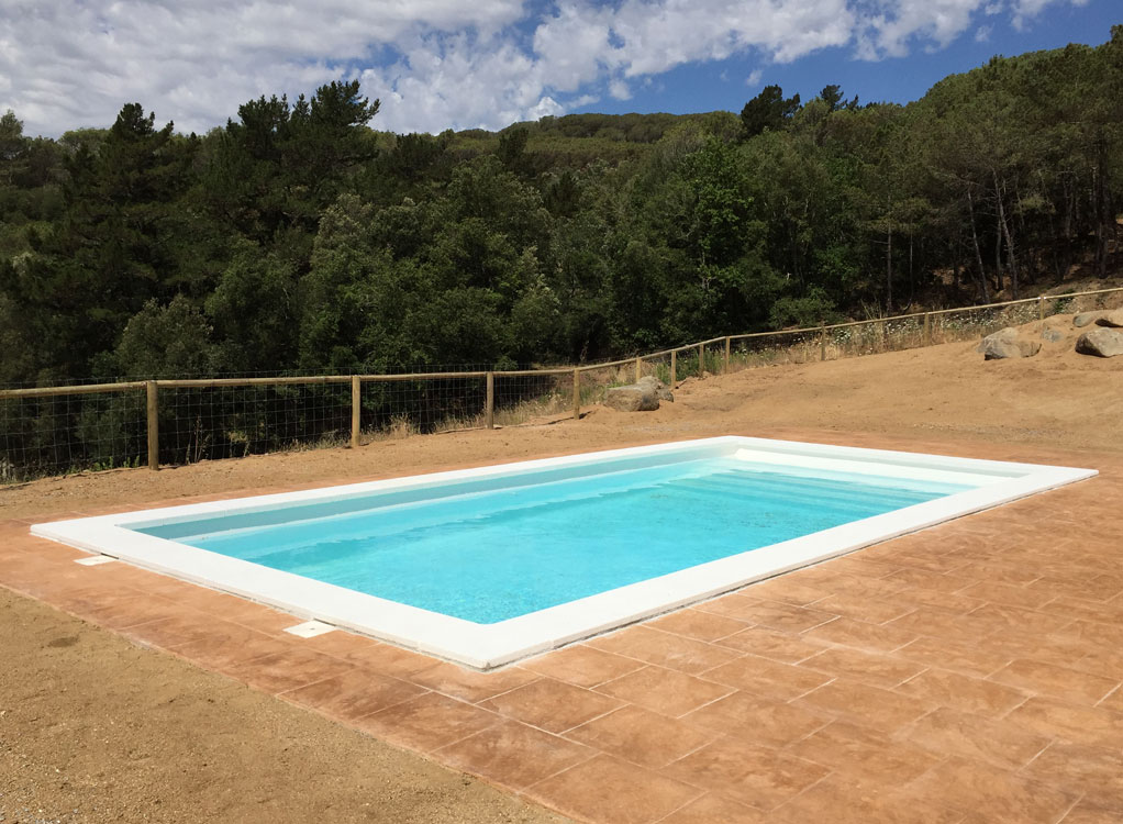 Piscina-fibra-Space-850-Dosrius_3802